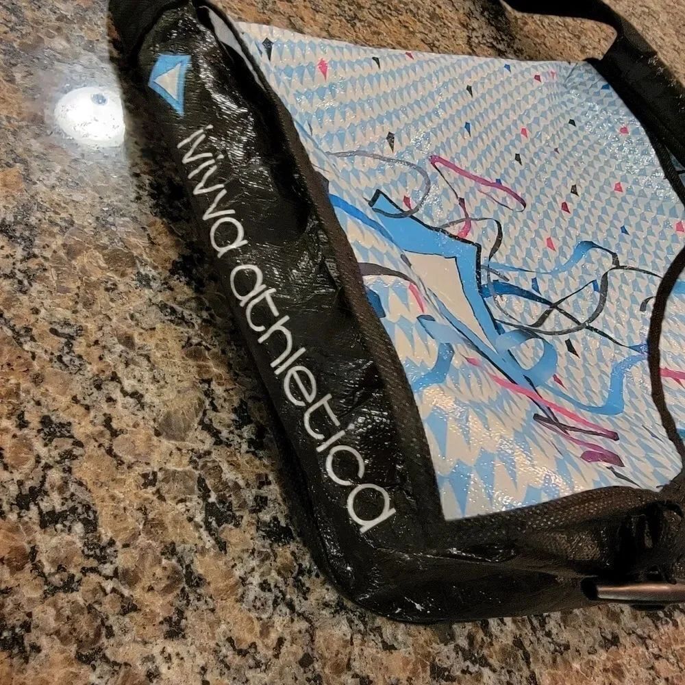 Ivivva reusable messenger plastic bag - Picture 3 of 5
